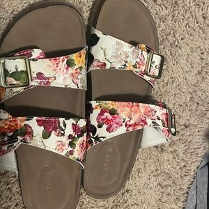 Madden girl sandals